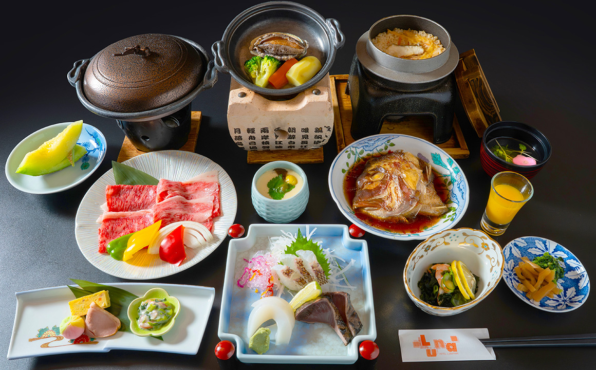 伊予牛焼しゃぶ付き 愛媛県産の鯛づくし会席